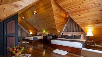 Grand Suite, Multiple Beds, Jetted Tub, Lake View | Premium bedding, pillow-top beds, in-room safe, desk