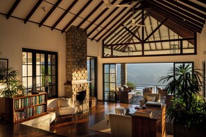 Sala de estar en el lobby