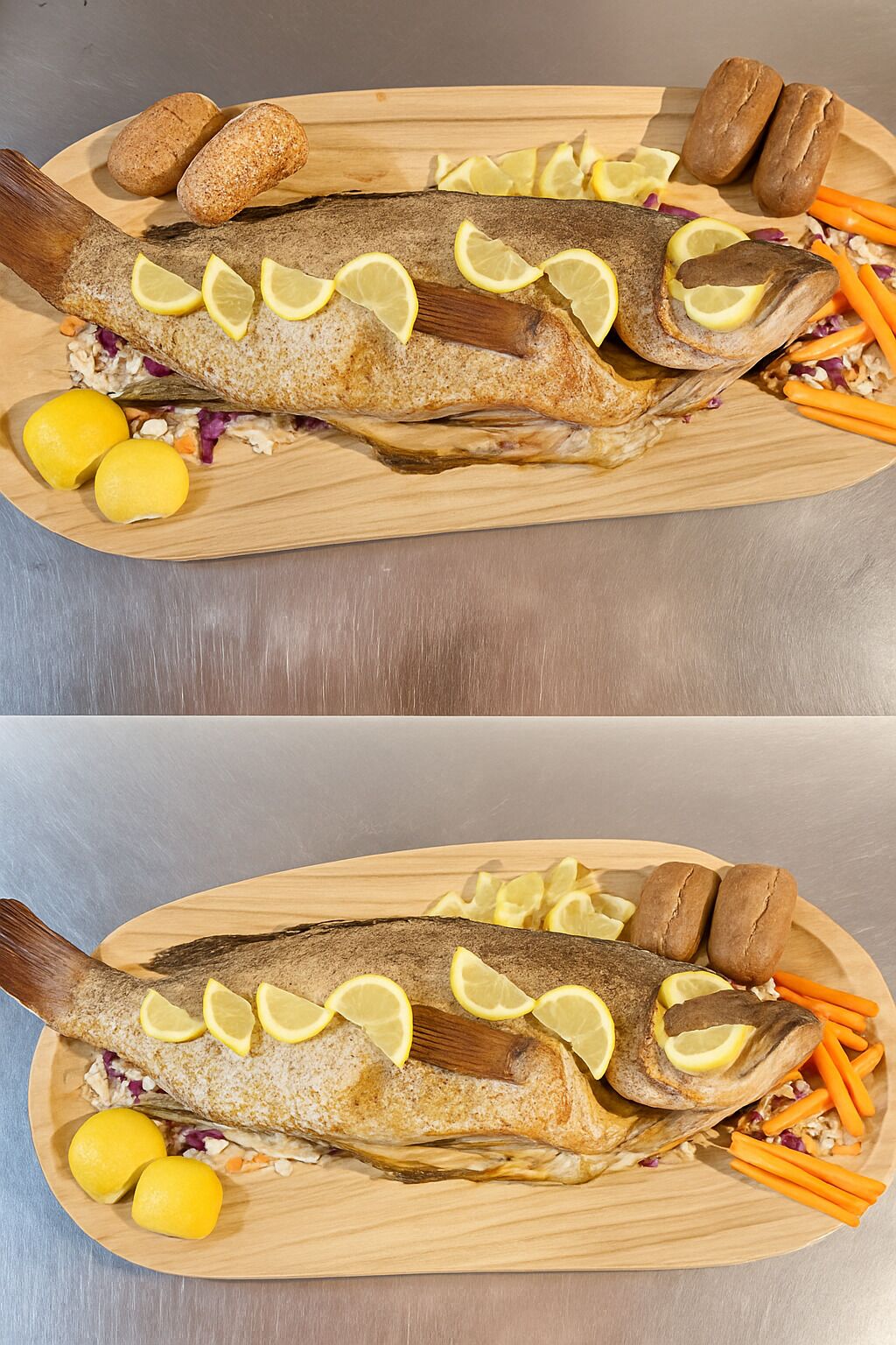 Un pesce intero con fette di limone e verdure su un tagliere di legno.
