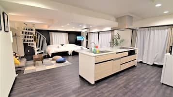 Deluxe Double Room, Non Smoking, Balcony | Wi-fi percuma