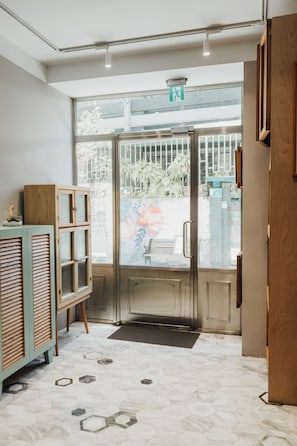 Front of property - Spring Guest House (Tainan)