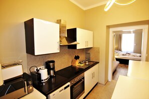 Design Studio Suite | Living area | Flat-screen TV - Vienna CityApartments Design 5 (Vienna)