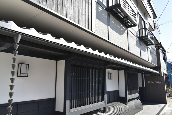 Front of property - Heian Sakura 102 (Kyoto)