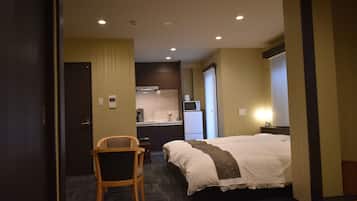 1 bedroom, in-room safe, desk, laptop workspace