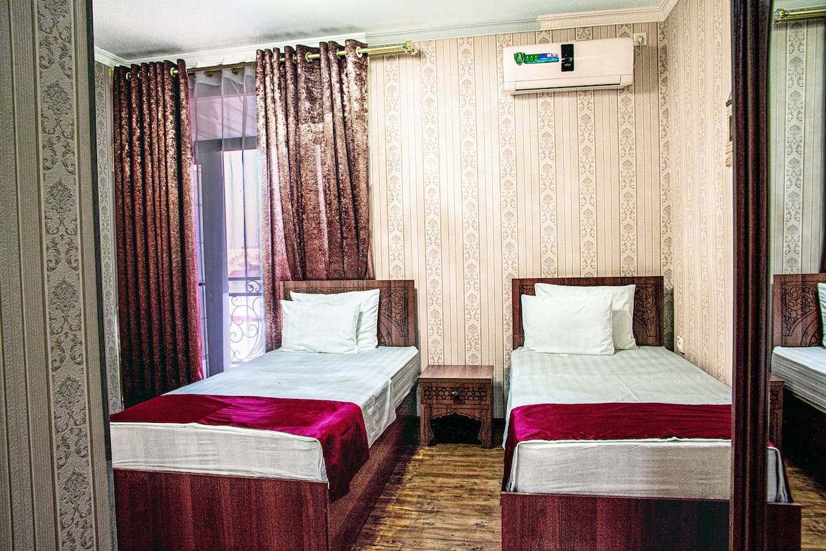 Deluxe Double or Twin Room | City view