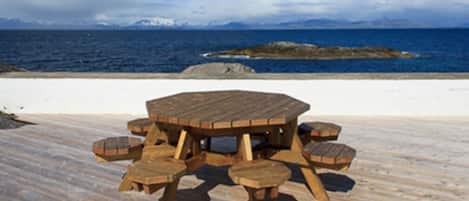 Vestfjord Terasse | Terrass/Patio