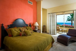 4 bedrooms, bed sheets