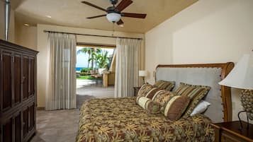 4 bedrooms, bed sheets