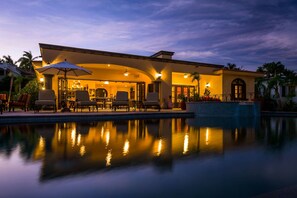 Piscina externa