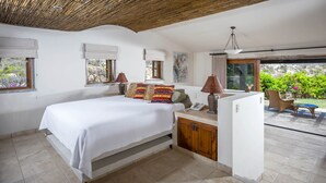 8 habitaciones y ropa de cama