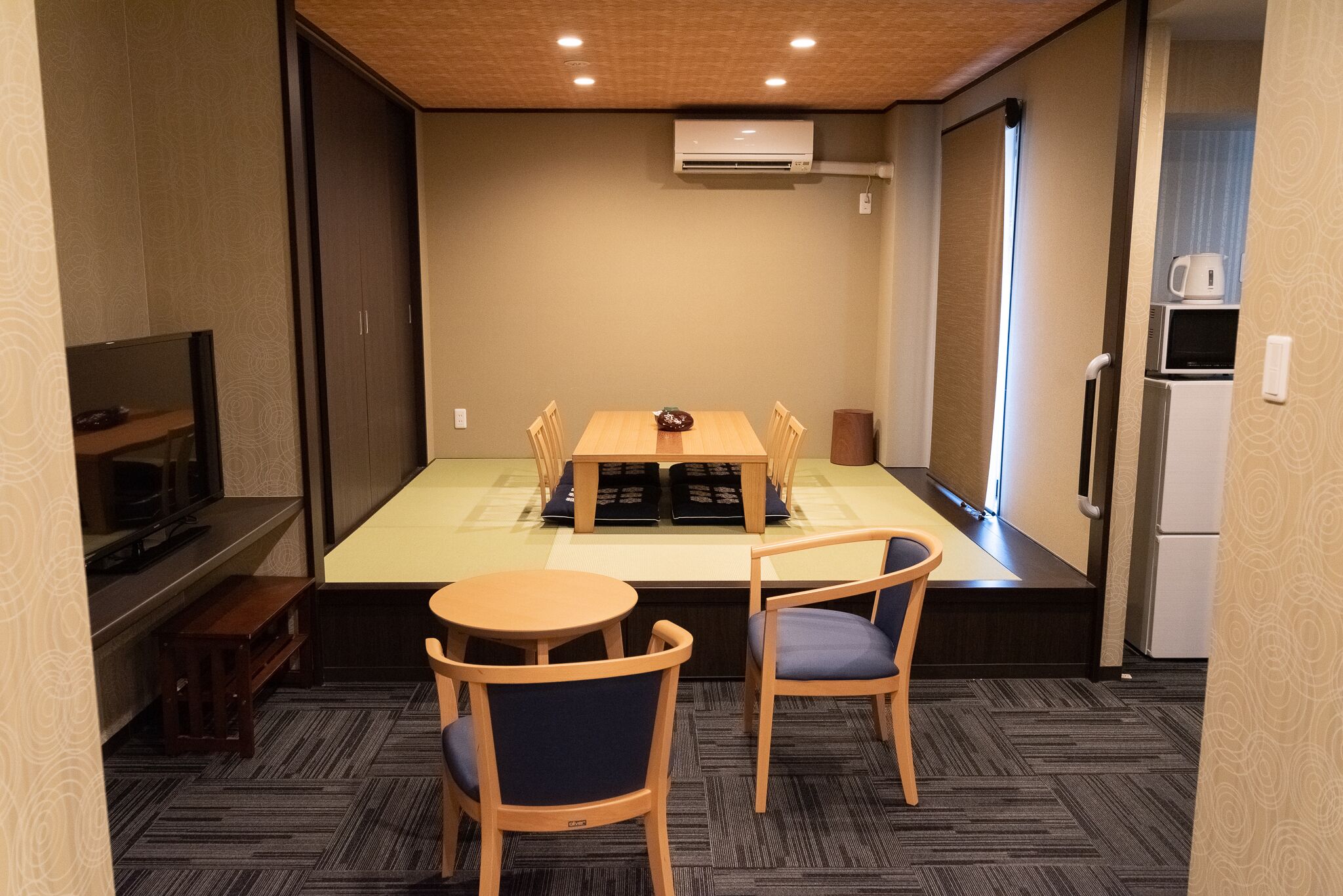 24-inch flat-screen TV with digital channels, TV