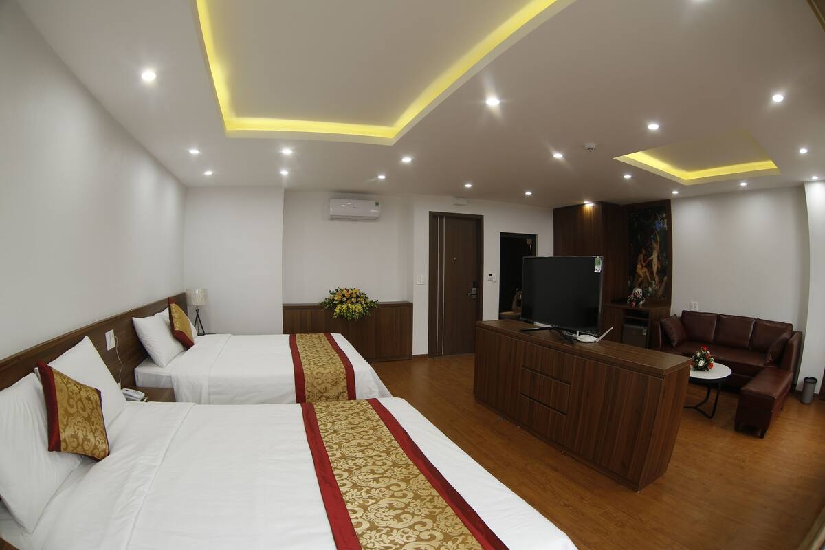 ห้องแฟมิลี่สำหรับสี่ท่าน | มินิบาร์, ตู้นิรภัยในห้องพัก, โต๊ะท  ำงาน, พื้นที่ทำงานแบบใช้แล็ปท็อป