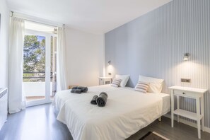 2 bedrooms, iron/ironing board, Internet, bed sheets - Lord Jim - Beautiful 2 bedroom apartment near the beach in Puerto Pollensa (Port de Pollença)