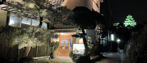 Ngoại thất