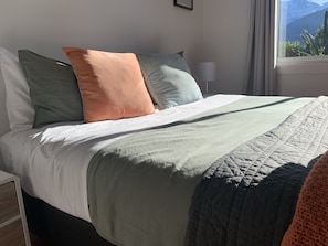 3 bedrooms, WiFi, bed sheets