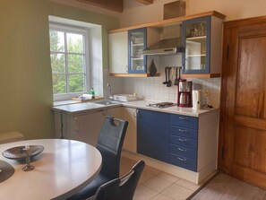 Private kitchen - Vacation apartment 2 west - Holiday home Butje (Insel Hiddensee)
