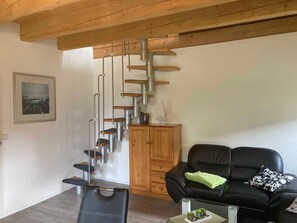 TV - Vacation apartment 2 west - Holiday home Butje (Insel Hiddensee)