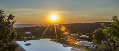 Seasonal outdoor pool
