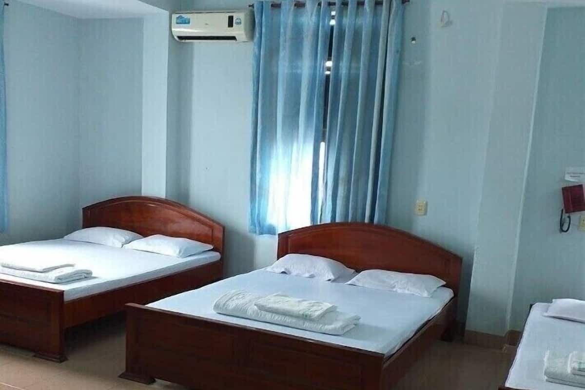 Kamar Keluarga | Minibar, meja kerja, setrika/meja setrika, dan Wi-Fi gratis