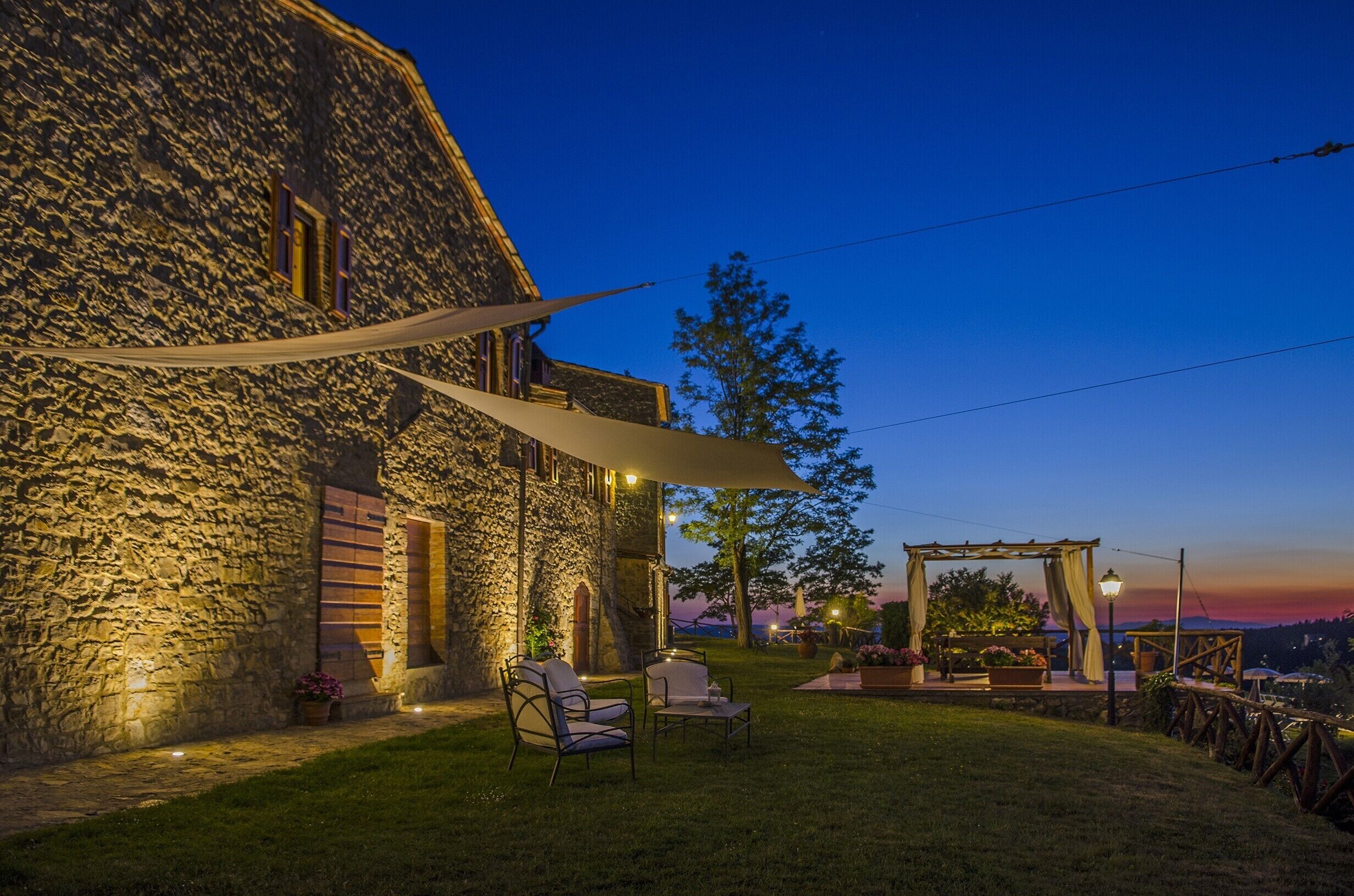 숙박 시설 구내