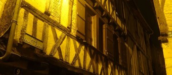Charming studio "Le Colombier" - Habitation Saint-Clar Historic Center - WIFI / Netflix