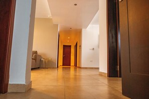 Hallway - 3-Bedroom Apt in North Ridge (Accra)