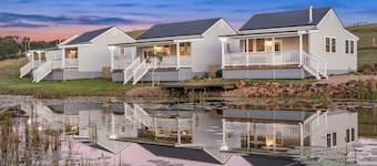 Forget Me Not Farm Cottages - Poppy
Luxury, cosy, quiet 1 Bedroom home on Farm