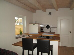 Kühlschrank, Ofen, Herdplatte, Geschirrspüler