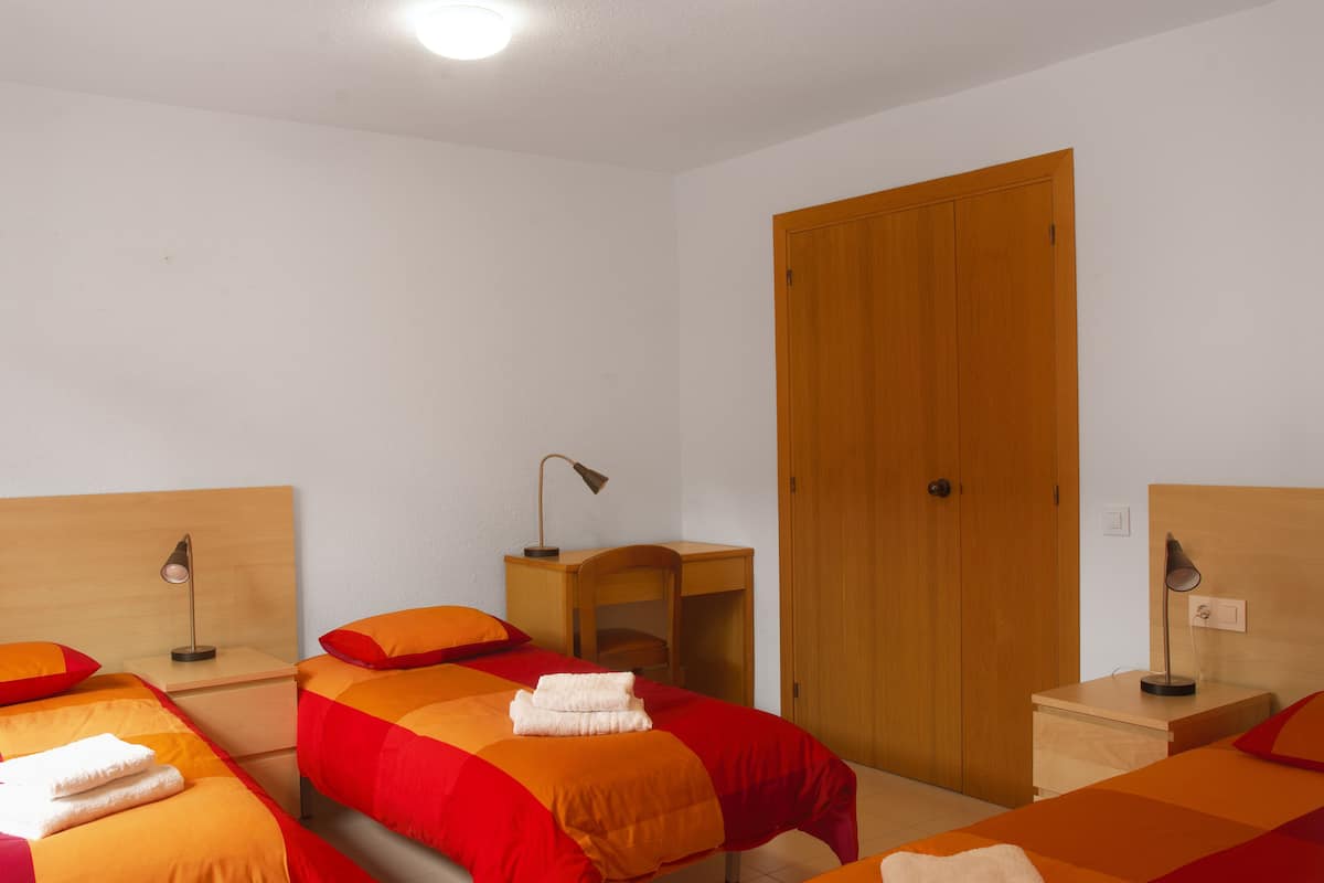 Wifi gratis y ropa de cama