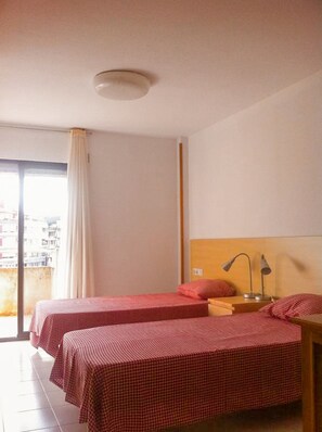 Phòng | Truy cập Internet không dây miễn phí, bộ trải giường 