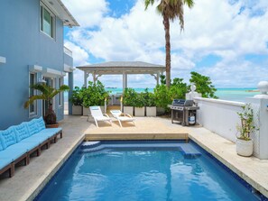 Piscine extérieure, piscine chauffée