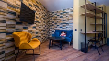 Deluxe Double Room | 2 bedrooms, desk, free cribs/infant beds, free WiFi
