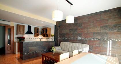 APARTMENTS HOTEL 77