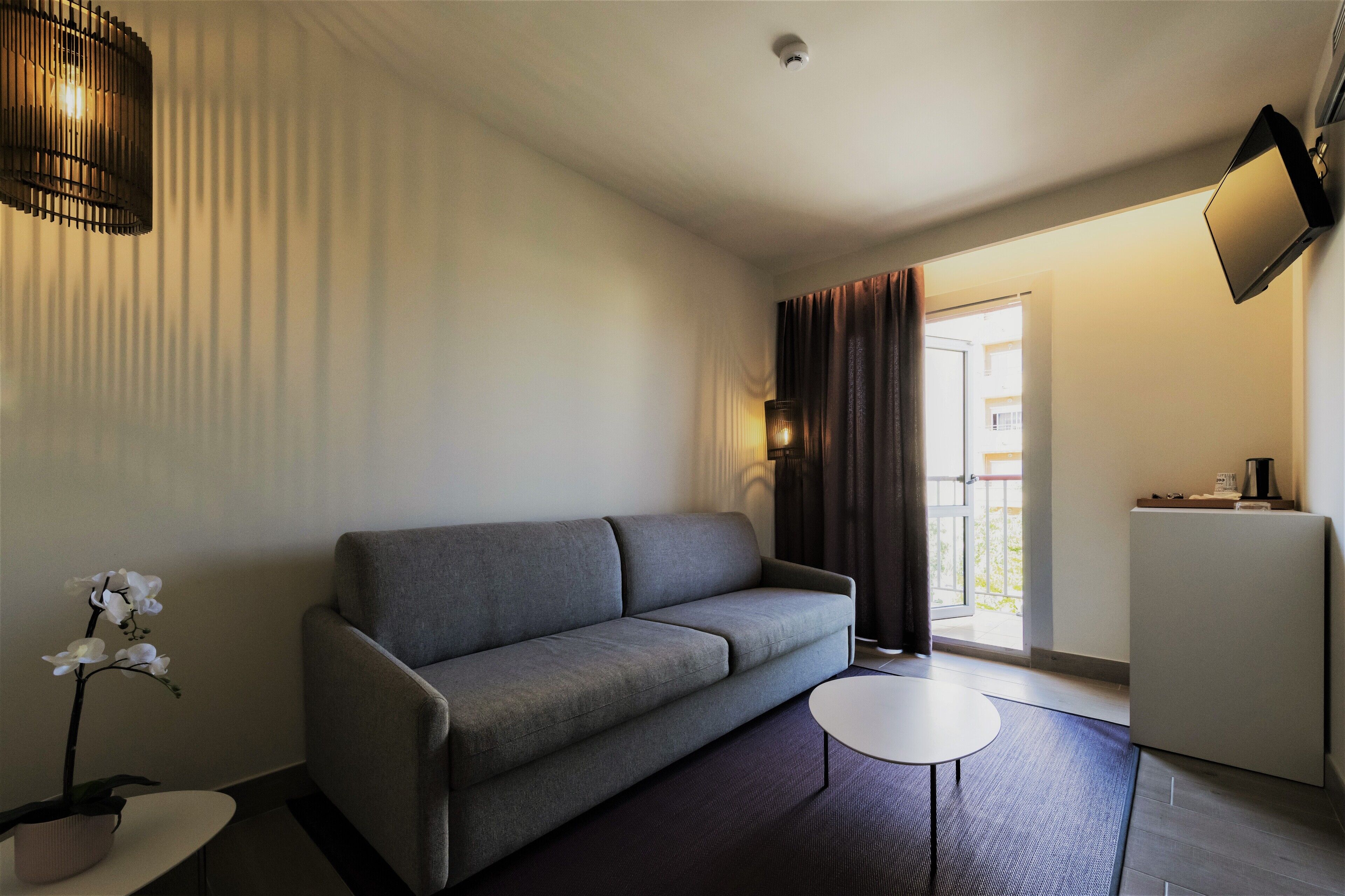 in-room safe, desk, laptop workspace, free wifi