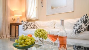 Villa, 3 Bedrooms, Accessible, Private Pool | Living room - My Garda Holiday - Superior Villa 5P M1 (Manerba del Garda)