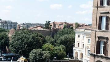 Vue sur la ville depuis l’hébergement