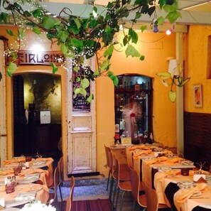 Breakfast, lunch, dinner served; Turkish cuisine  - Azur Suites Heirloom Cihangir (Istanbul)