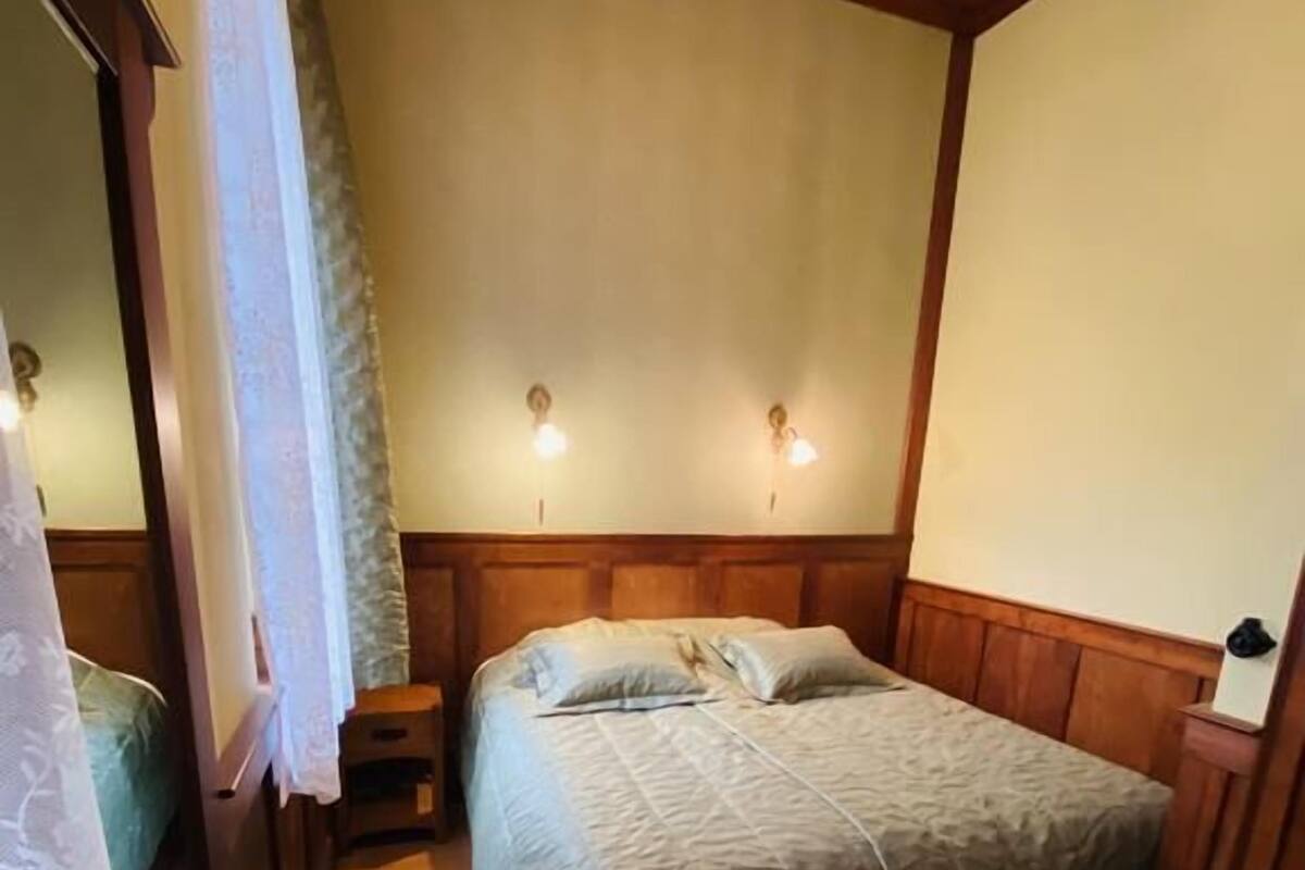 Luxury Room, Ground Floor | Premium bedding, desk, laptop workspace, cribs (free)