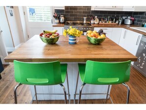 Maison (3 Bedrooms) | Restauration dans la chambre