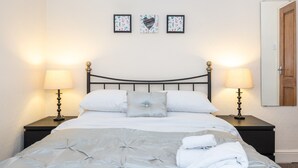 Casa (2 Bedrooms)