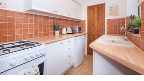 Casa (2 Bedrooms) | Cocina privada