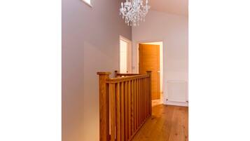 House (3 Bedrooms) | 3 bedrooms, iron/ironing board, bed sheets