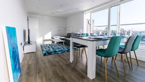 Unclassified image, 5 of 22, button - New-built Rooftop Penthouse for 7 (Cambridge)
