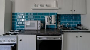 Studio (0 Bedroom) | Eigene Küche