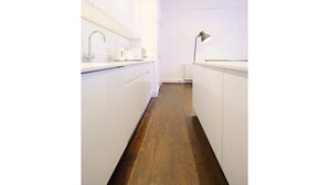 Interior detail - Spacious & Recently Renovated Flat in Paddington (London)