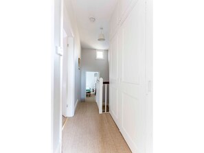 Hús (2 Bedrooms) | 2 svefnherbergi, straujárn/strauborð, ókeypis þráðlaus nettenging
