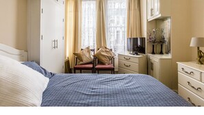 2 Schlafzimmer, Bügeleisen/Bügelbrett, Bettwäsche