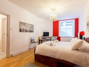 3 chambres, bureau, fer et planche à repasser, Wi-Fi gratuit