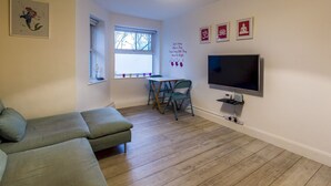 Unclassified image, 3 of 19, button - Cosy 1-bedroom Flat in South London (London)