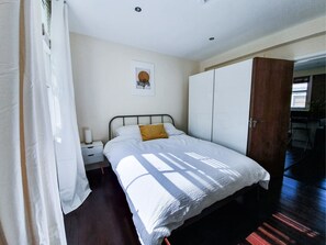 Appartement (1 Bedroom) | 1 slaapkamer, een strijkplank/strijkijzer, gratis wifi, beddengoed